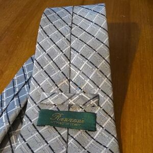 Renzoni Men's Elegant Gray Checkered Tie